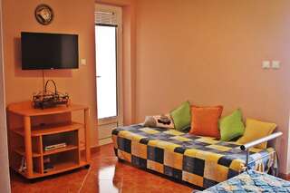 Апартаменты Apartments Andjelika Свети-Стефан Апартаменты с 1 спальней-12