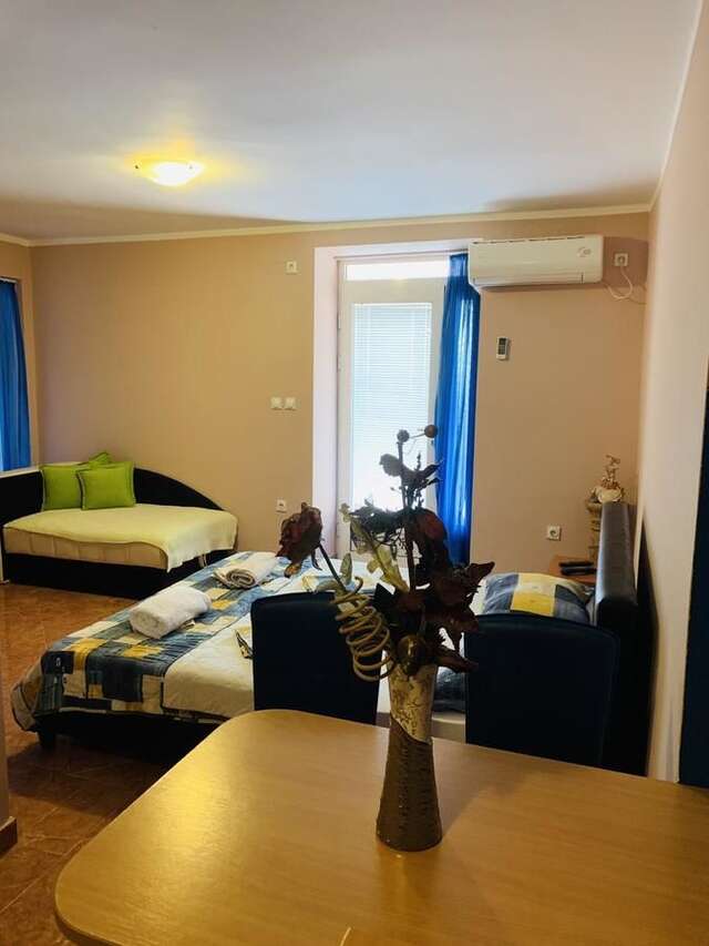 Апартаменты Apartments Andjelika Свети-Стефан-7